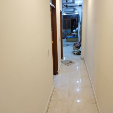 Building Lobby in 2 BHK Builder Floor at Malviya Nagar – for Rent