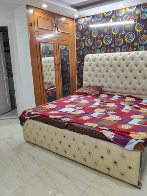 Bedroom in 2 BHK Builder Floor at Malviya Nagar – for Rent