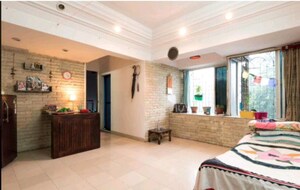 Bedroom in 1 BHK Apartment at Andheri West – for Rent