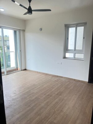 2 BHK Apartment For Rent in Indiabulls One Indiabulls, Pokhran Road No Two