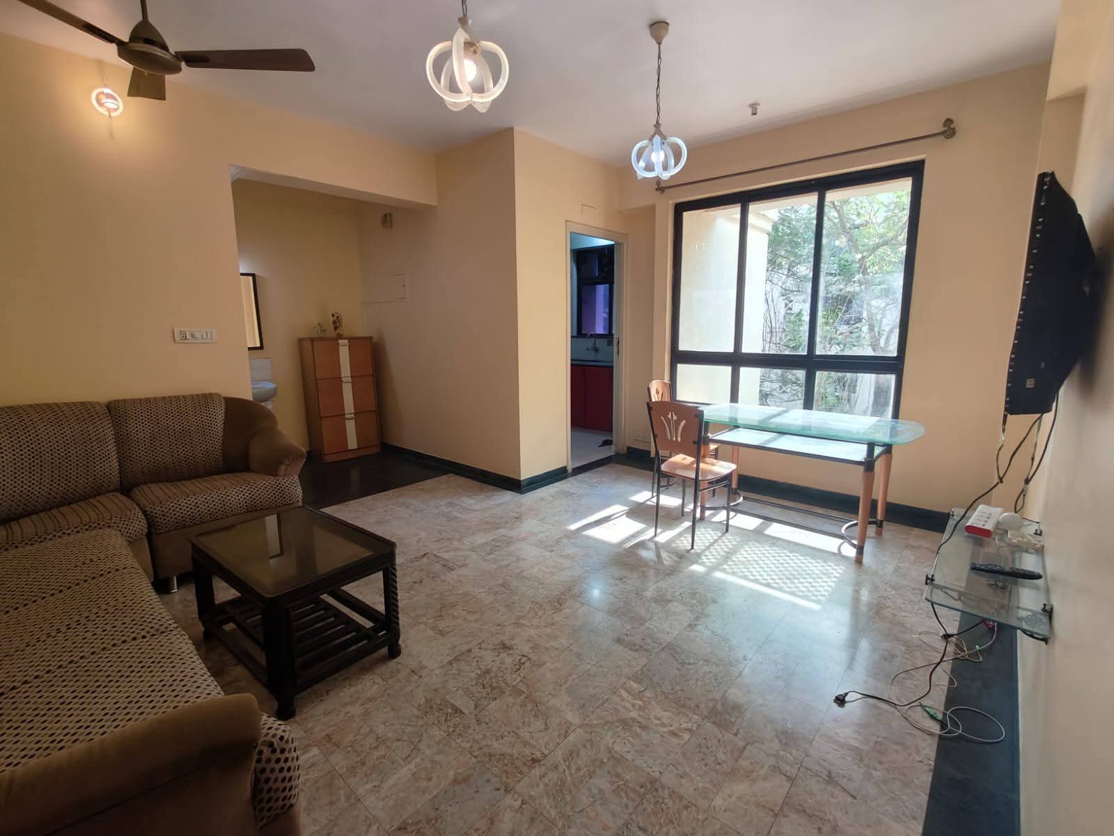 1 BHK Apartment For Rent in Hiranandani Estate