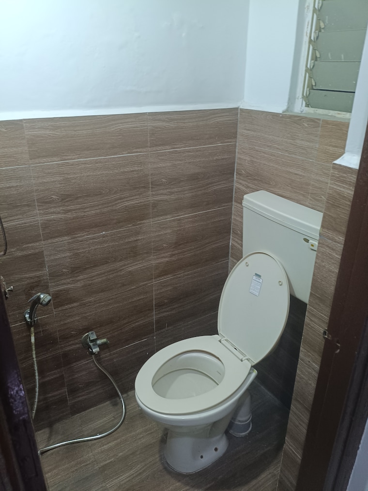Bathroom, shree-satyam-chs-kharghar 1 Bedroom 650 Sq.Ft. Apartment In Kharghar Sector 20 Navi Mumbai 9558440
