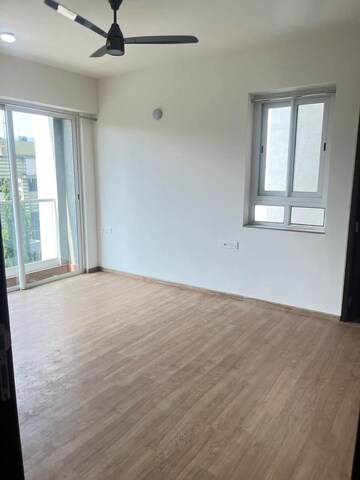 Bedroom in 2 BHK Apartment at Indiabulls One Indiabulls, Pokhran Road No Two – for Rent