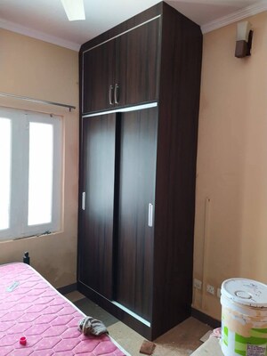 Room in 3 BHK Apartment at Amolik Sankalp, Sector 85 – for Rent