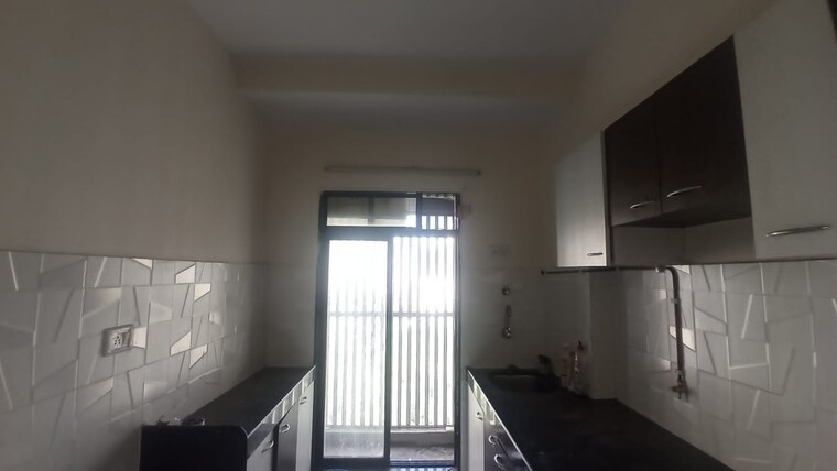Kitchen, rna-ng-canary 1 Bedroom 600 Sq.Ft. Apartment In Mira Road Thane 9558466