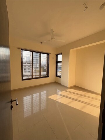 2 BHK Apartment For Rent in Lodha Paradise, Majiwada