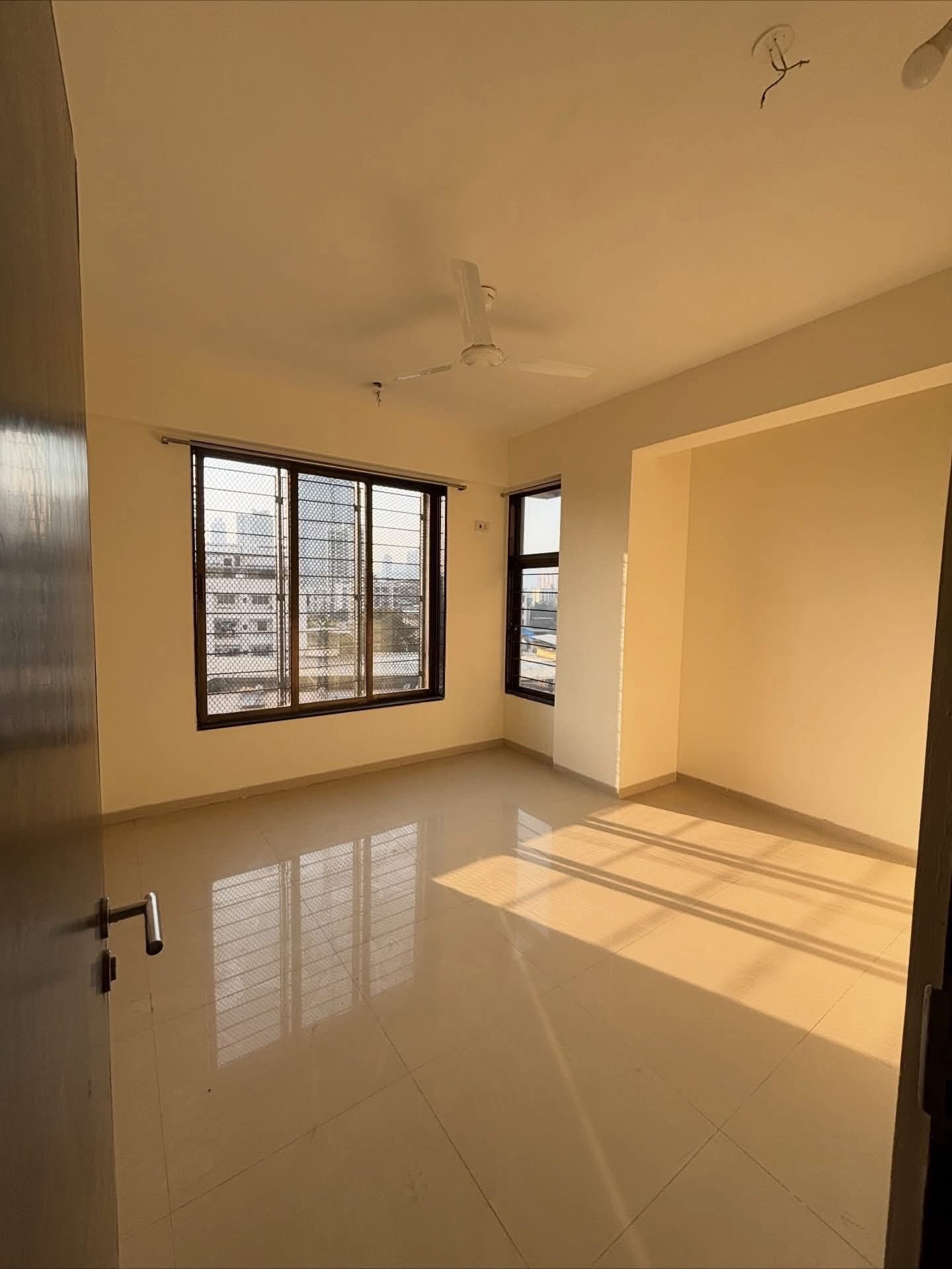 2 BHK Apartment For Rent in Lodha Paradise