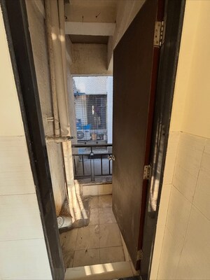  2 BHK Apartment at Lodha Paradise, Majiwada – for Rent