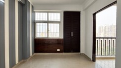 2.5 BHK + Study Room Apartment For Sale in Himalaya Pride