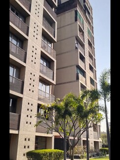 4 BHK + Pooja Room Apartment For Sale in Ratnaakar Caledonia