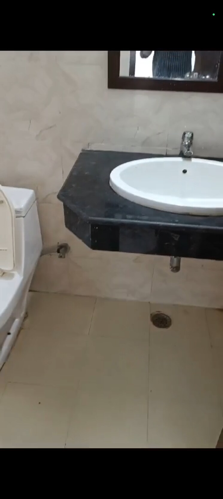 Bathroom, gaur-city-2 2 Bedroom 1090 Sq.Ft. Apartment In Gaur City 2 Greater Noida 9558499