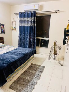 2 BHK Apartment For Sale in Silver Oak