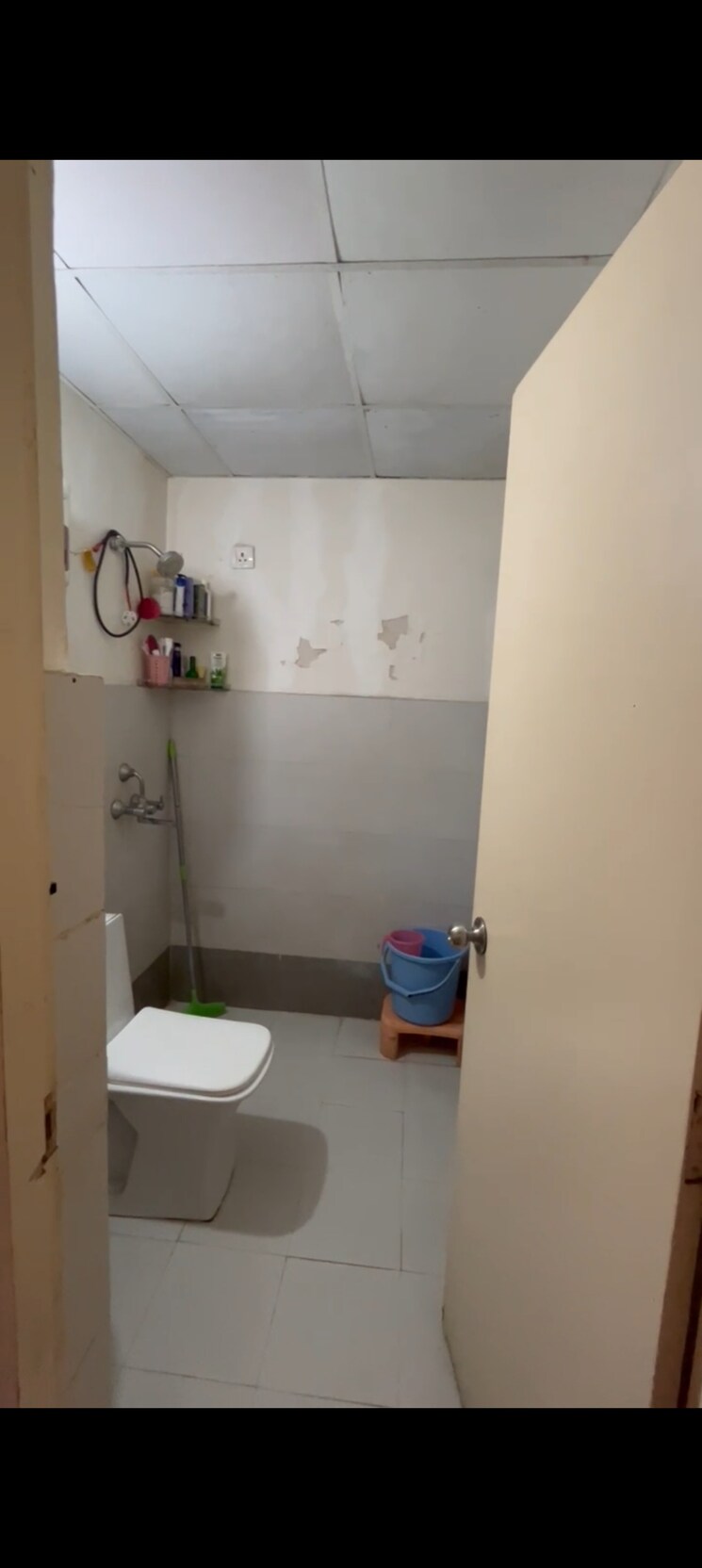 Bathroom, gls-arawali-homes 2 Bedroom 580 Sq.Ft. Apartment In Sohna Sector 4 Gurgaon 9558518