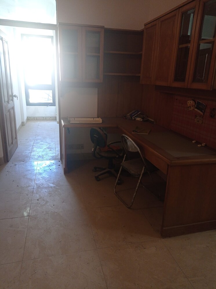 Living Room, greater kailash i 2 Bedroom 200 Sq.Yd. Builder Floor In Greater Kailash I Delhi 9558567