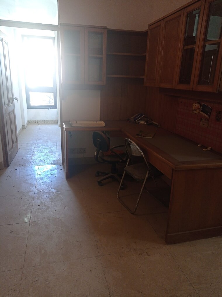 Living Room, greater kailash i 2 Bedroom 200 Sq.Yd. Builder Floor In Greater Kailash I Delhi 9558567