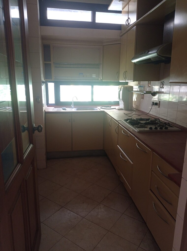 Kitchen, greater kailash i 2 Bedroom 200 Sq.Yd. Builder Floor In Greater Kailash I Delhi 9558567