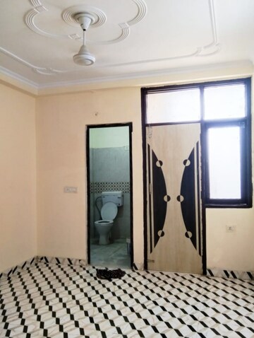Bedroom in 1 BHK Builder Floor at Chattarpur – for Rent