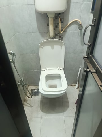 Bathroom in 1 BHK Apartment at Don October, Parel – for Rent