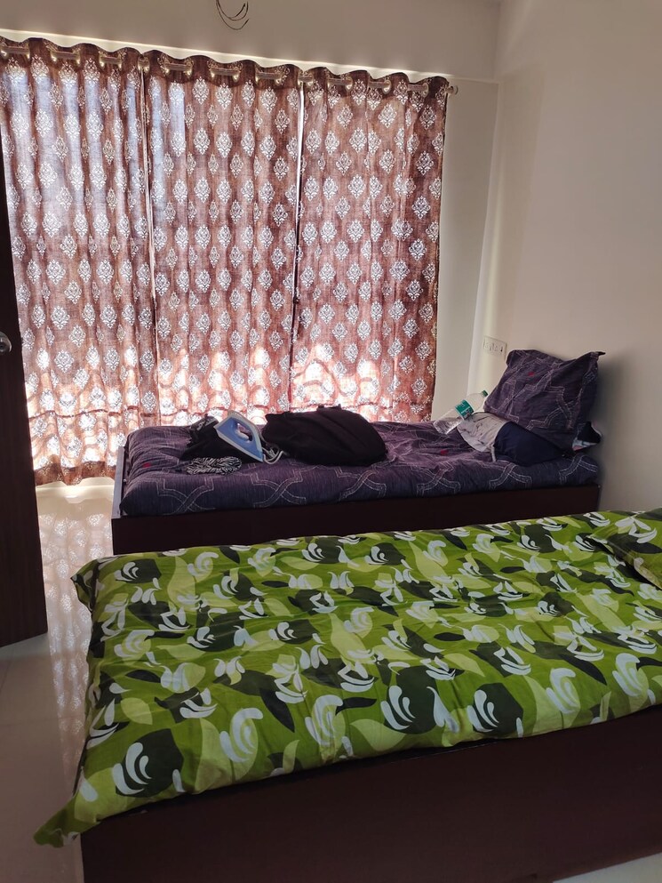 Bedroom, goregaon west Pg For Boys & Girls In Goregaon West 9558582