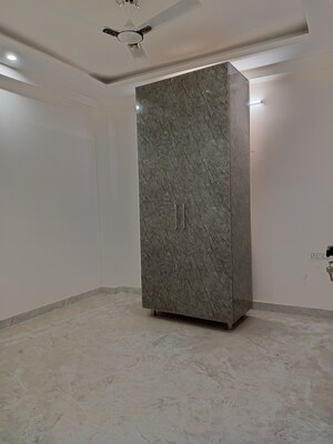 Room in 2 BHK Builder Floor at Chattarpur – for Rent