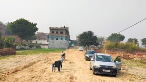  Plot For Sale in Rohania