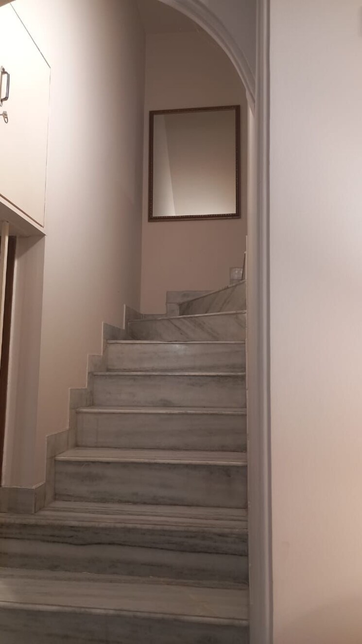 Master Bedroom, defence colony 3 Bedroom 2100 Sq.Ft. Builder Floor In Defence Colony Delhi 9558624