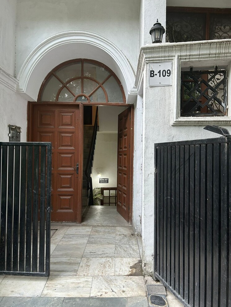 Exterior View, defence colony 3 Bedroom 2100 Sq.Ft. Builder Floor In Defence Colony Delhi 9558624