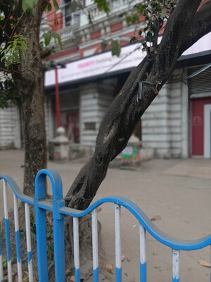  Showroom For Rent in Acharya Jagadish Chandra Bose Road