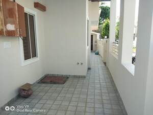 1 BHK Independent House For Rent in Sudama Nagar