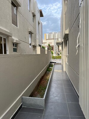 Balcony in 4 BHK Villa at Muppas Indraprastha, Tellapur – for Rent