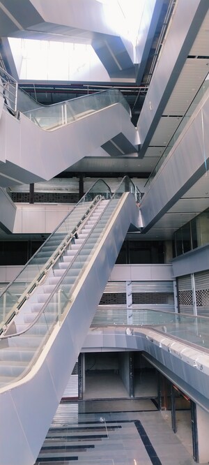 Staircase in  Shop at SKA Arcadia, Wave City – for Sale