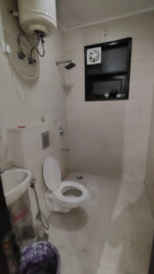 Bathroom in 3 BHK Builder Floor at Sector 14 – for Sale