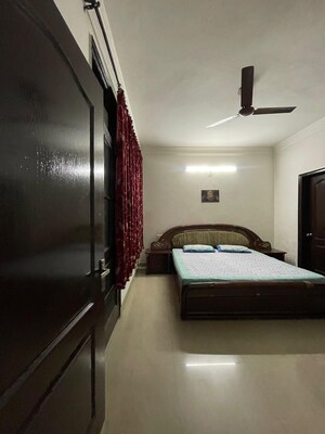 Furnished Amenities in 3 BHK Apartment at Panchkula Urban Estate – for Rent