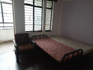 Bedroom in 1 BHK Apartment at Kothrud – for Rent