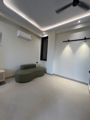 Living Room in 1 BHK Builder Floor at Sector 42 – for Rent