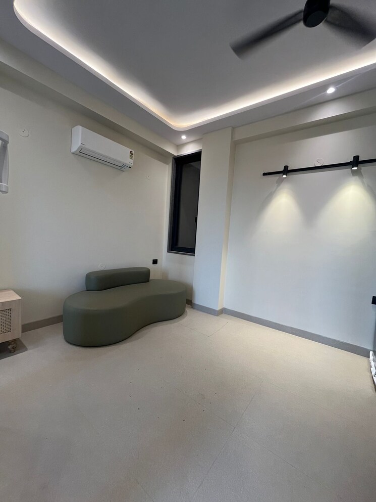 Living Room, sector 42 1 Bedroom 710 Sq.Ft. Builder Floor In Sector 42 Gurgaon 9558739