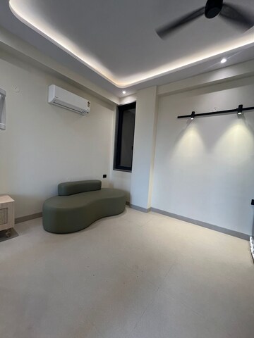 Living Room in 1 BHK Builder Floor at Sector 42 – for Rent