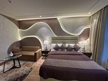 Master Bedroom in 1 BHK Apartment at AIPL Joy Street, Sector 66 – for Rent