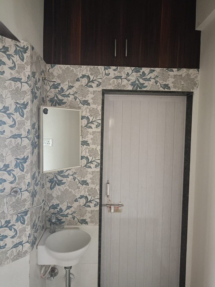 Bathroom, aundh 2 Bedroom 986 Sq.Ft. Apartment In Aundh Pune 9558803