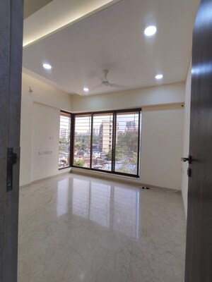 Room in 1 BHK Builder Floor at Aditya Apartment Nalasopara, Nalasopara West – for Sale