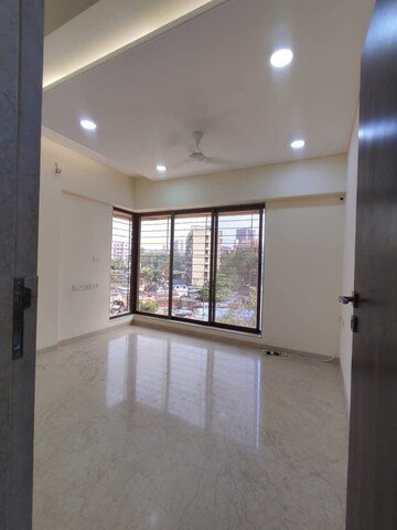 Room in 1 BHK Builder Floor at Aditya Apartment Nalasopara, Nalasopara West – for Sale