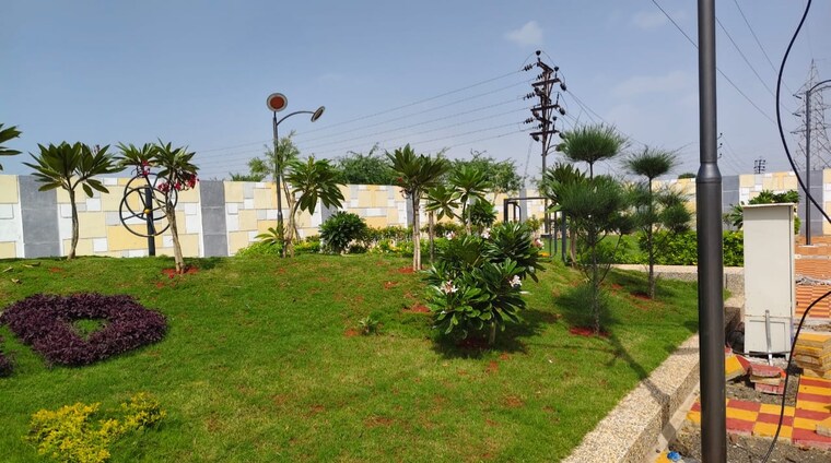 Garden, ujjain road  1000 Sq.Ft. Plot In Ujjain Road Indore 9558799