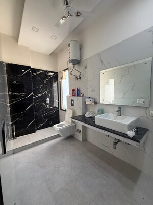 Attached Bathroom in 4 BHK Builder Floor at Sector 56 – for Rent