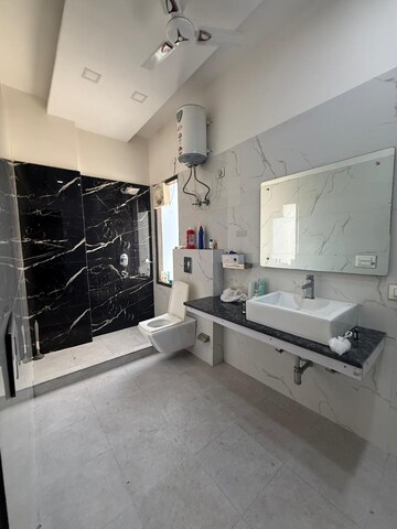 Attached Bathroom in 4 BHK Builder Floor at Sector 56 – for Rent