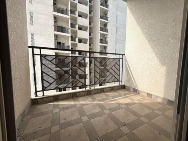 Balcony, central-park-flower-valley-aqua-front-towers 3 Bedroom 1789 Sq.Ft. Apartment In Sohna Sector 33 Gurgaon 9558812