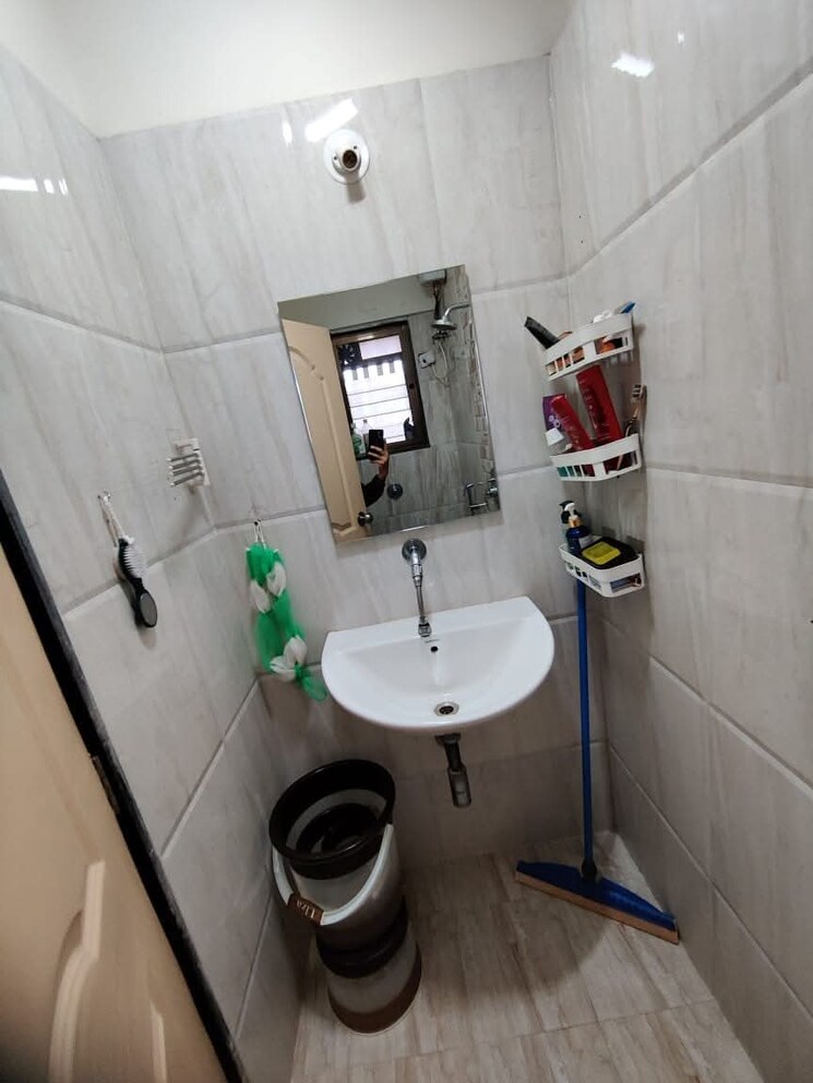 Bathroom, chandresh-gaurav-apartment 1 Bedroom 630 Sq.Ft. Builder Floor In Nalasopara West Palghar 9557863
