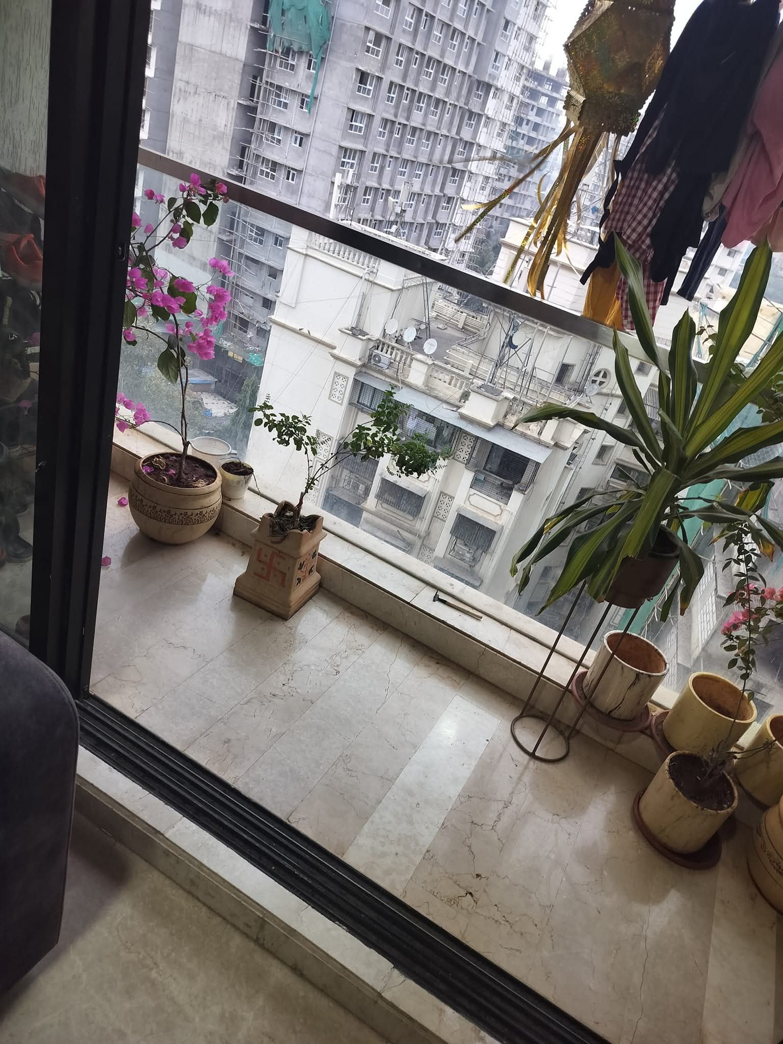 2 BHK + Study Room 825 Sq.Ft. Apartment in Ozone The Gateway