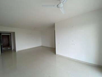 Room in 3 BHK Apartment at Silverglades The Melia, Sohna Sector 35 – for Rent