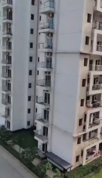 3 BHK Apartment – Exterior View View at Shree Vardhman Victoria, Sector 70 - for Rent