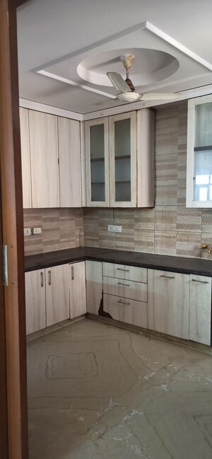 Balcony in 4 BHK Apartment at Anand Niketan CGHS, Sector 52 – for Rent